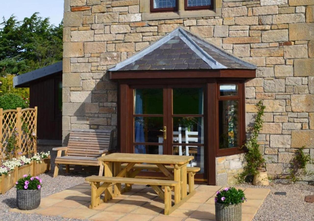 The Tower, Moray Firth Holiday Home Kinloss Екстер'єр фото